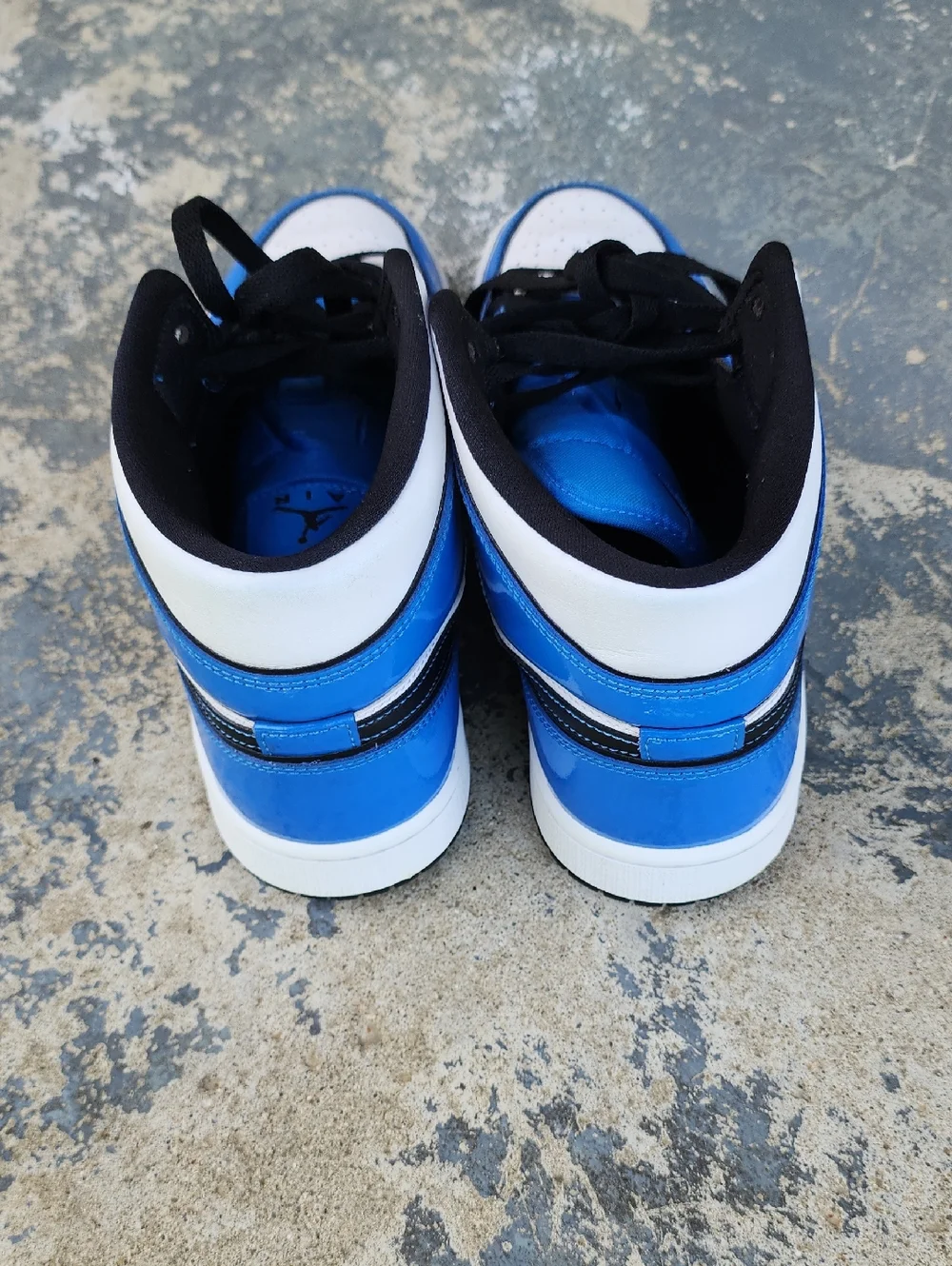 Air Jordan 1 Mens Signal Blue Mid Shoes